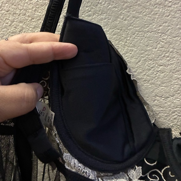 Victoria's Secret Black and White Lace Chemise Nightgown 34B - Picture 13 of 14